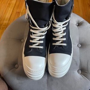 Size 12 (45) High top Rick owens Drk Shadow